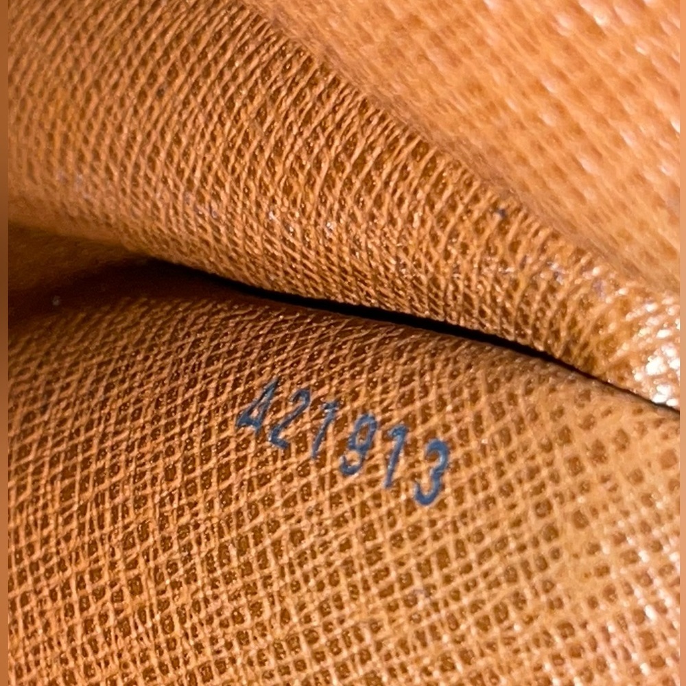 🌸MONOGRAM BOULOGNE 35 SHOULDER BAG - Picture 3 of 16